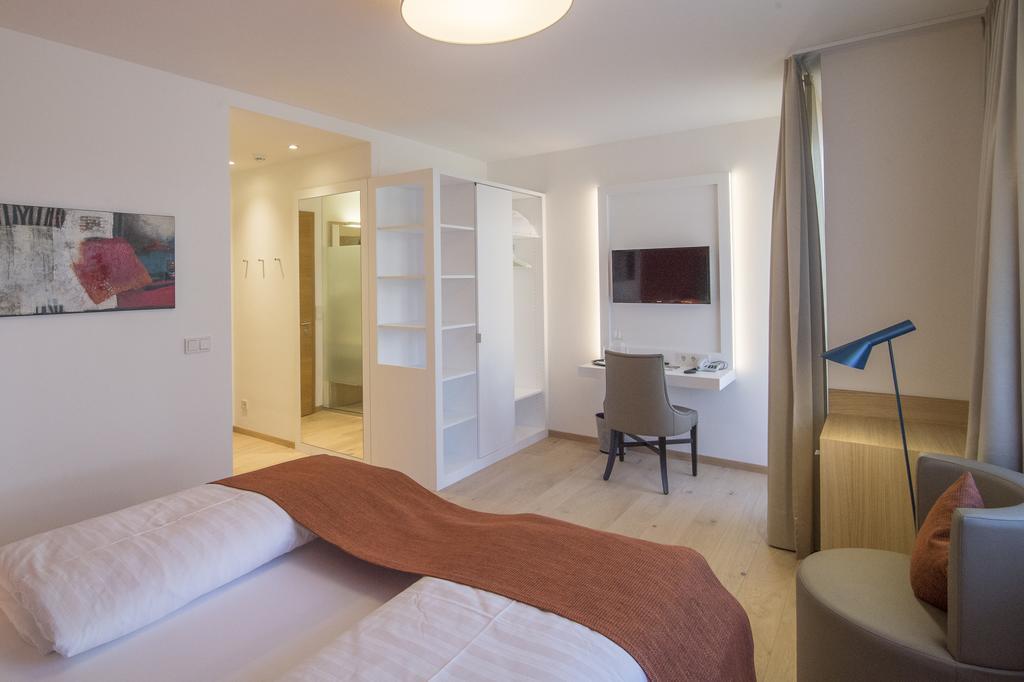 Garni Hotel Kessler ติโรโล ภายนอก รูปภาพ