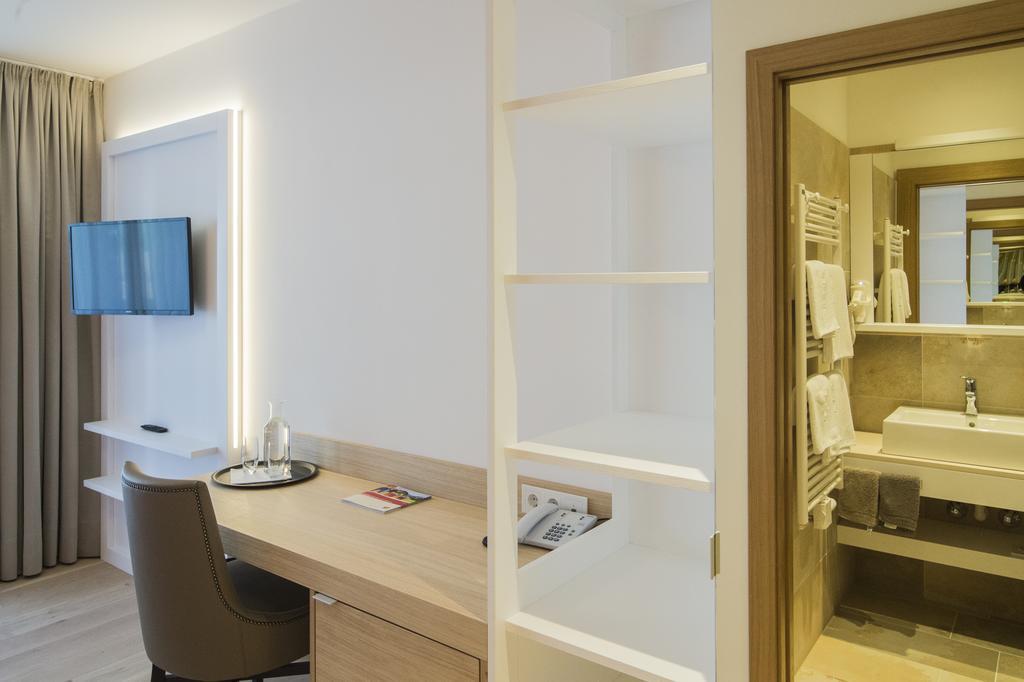 Garni Hotel Kessler ติโรโล ภายนอก รูปภาพ